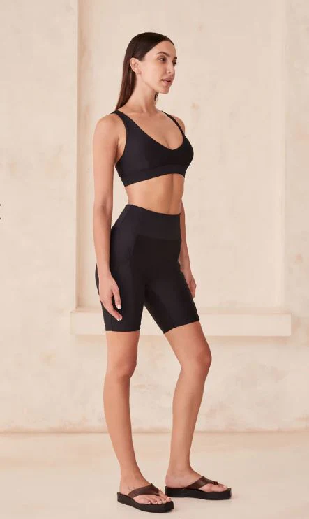 MAYA PLUNGE V NECK CROP - Image 3