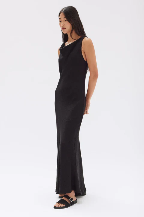REIGN TEXTURED MIDI DRESS - Image 3